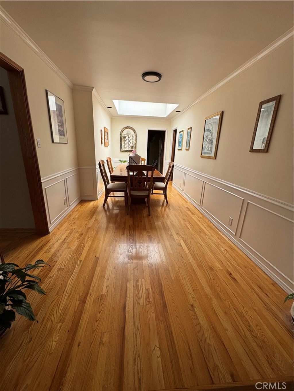 Photo of 6552 Aqueduct Avenue, Van Nuys, CA 91406 (MLS # SR25180453)