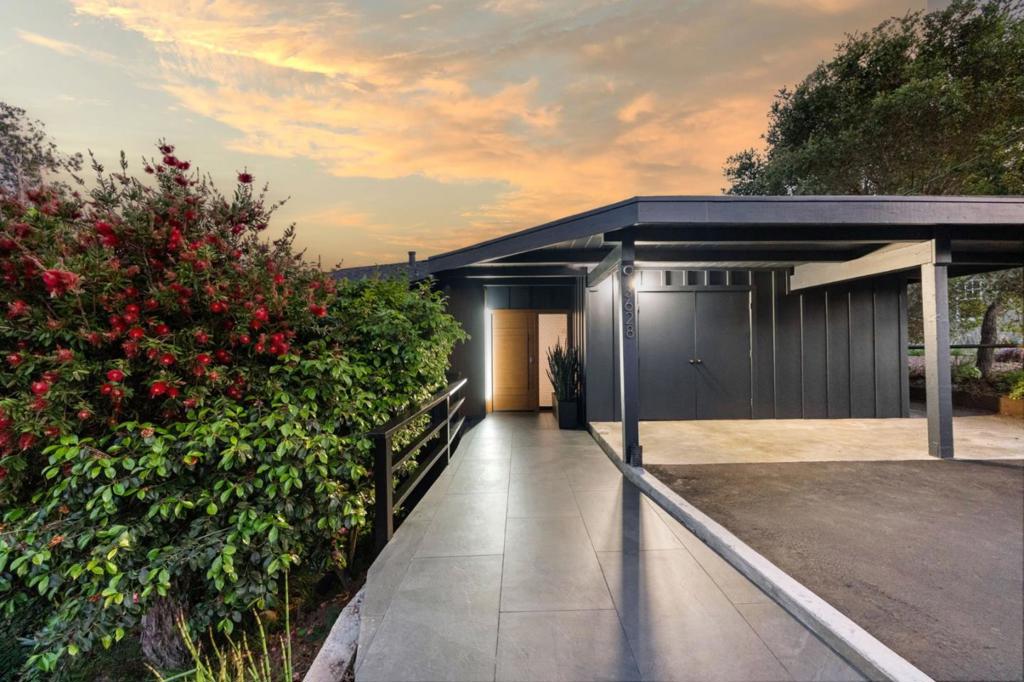 New remodeled home in the heart of Soquel! This 2 bedroom + an office space that can be used as a 3rd bedroom has all brand new features like a new roof, plumbing, electrical, flooring, kitchen, and much more. The home is all on one level giving you easy access to every point to the house. There are no windows facing the neighbors giving you complete privacy with the surrounding greenery. The living area boasts expansive windows that frame serene landscape views, while multiple decks provide indoor-outdoor living experiences.