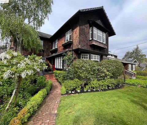 Photo of 19 Monte Avenue Ave, Piedmont, CA 94611 (MLS # 41108016)