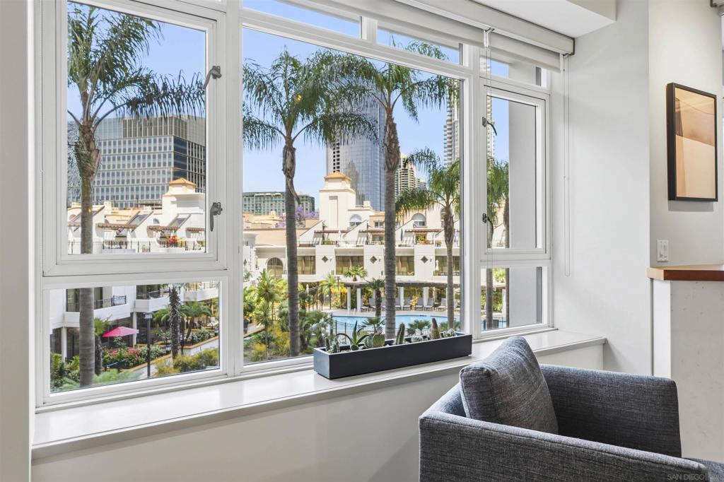 700 W Harbor 407