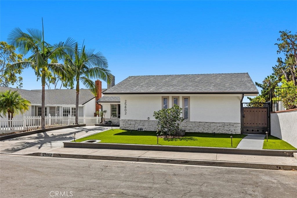 25802 Sycamore