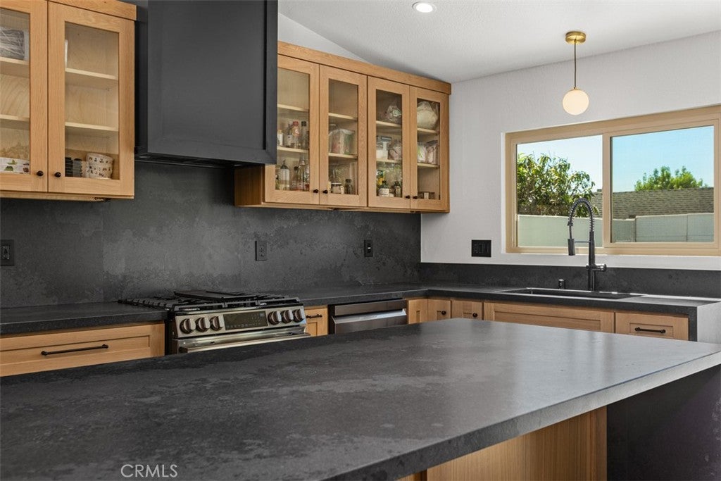 25802 Sycamore, Laguna Hills CA 92653 - Photo 11