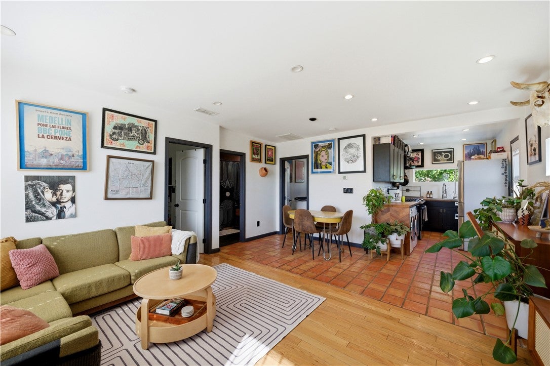 3887 Bostwick ST, Los Angeles CA 90063