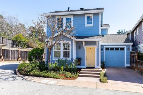 Photo of 116 Goss Court, Santa Cruz, CA 95065 (MLS # ML82041391)