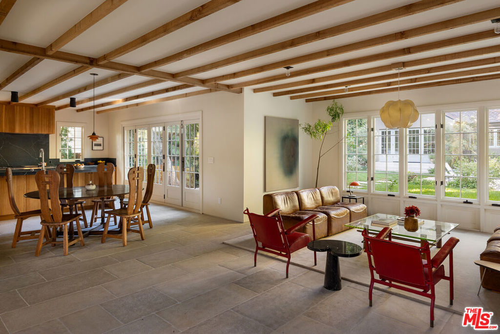 2027 Laughlin Park Drive