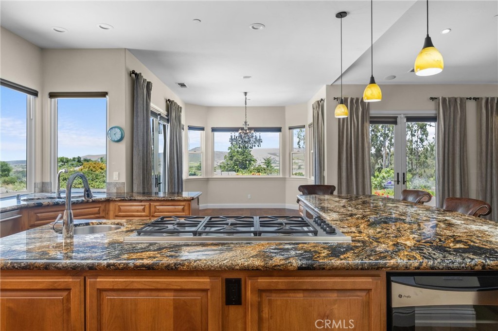 325 Red Oak Way