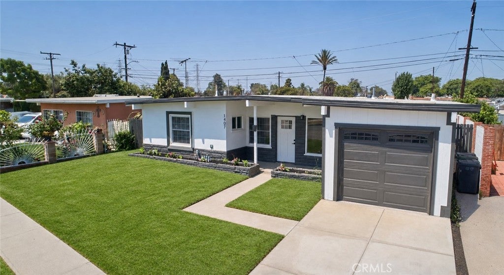1407 S Hillford Avenue