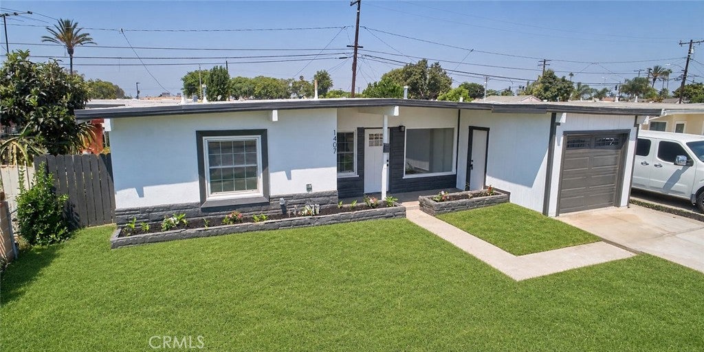 1407 S Hillford Avenue