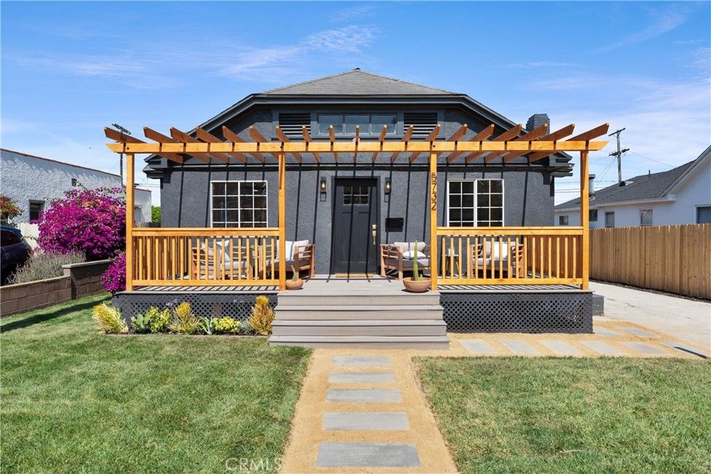 Photo of 5732 Hillcrest Drive, Los Angeles, CA 90043 (MLS # SB25131579)