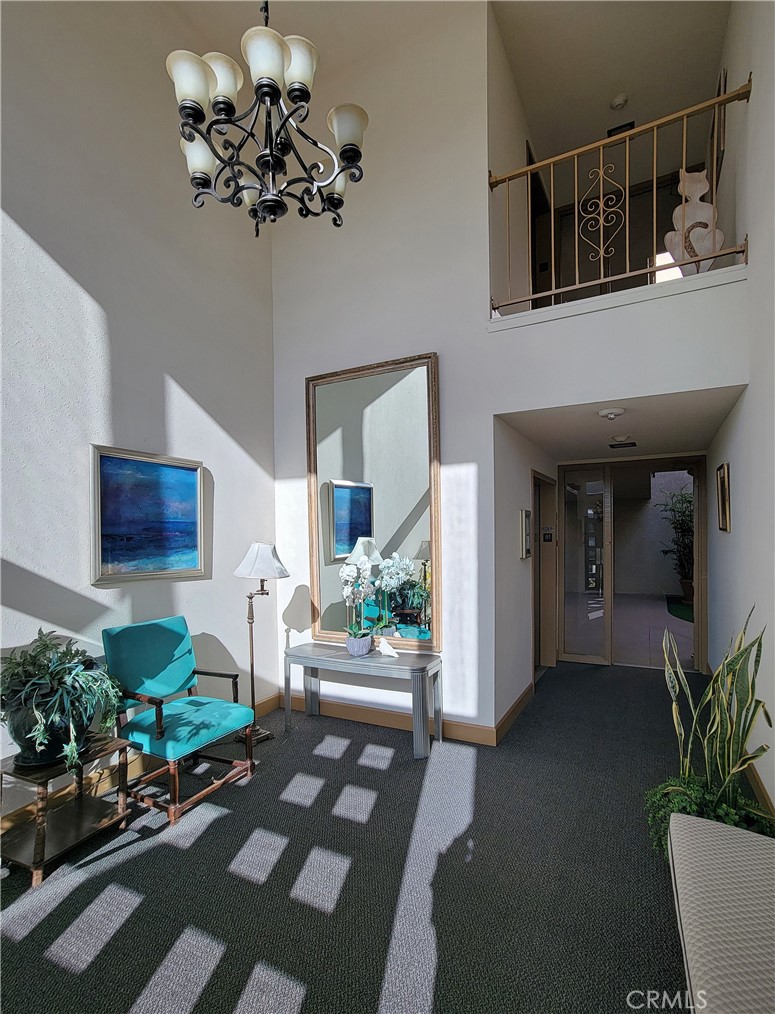 2370 Via Mariposa W 3D