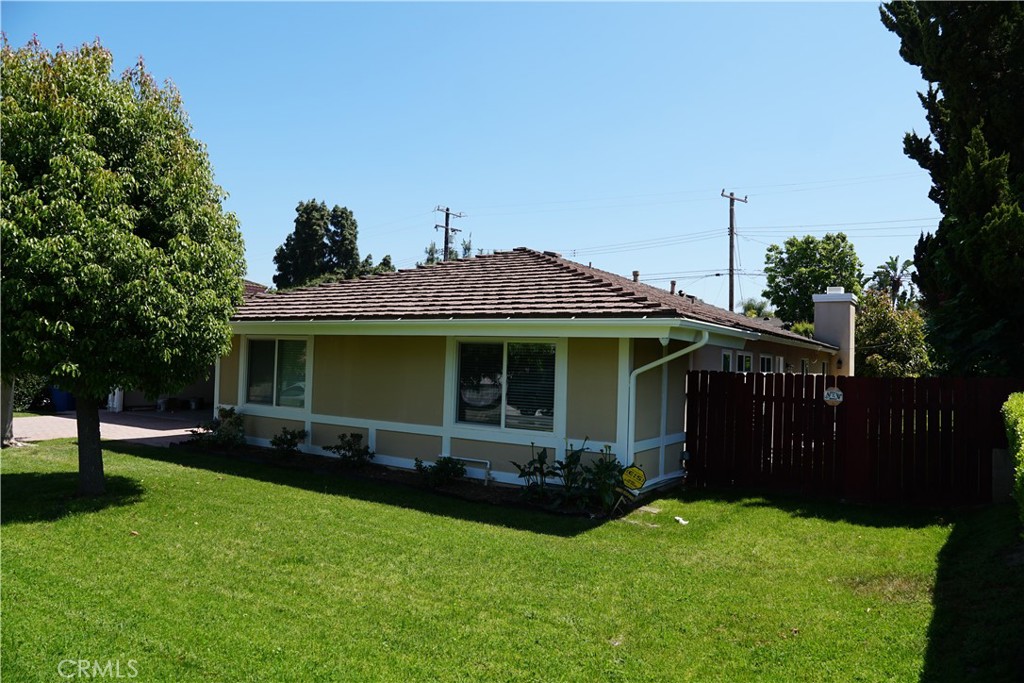 15454 Facilidad Street