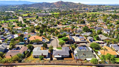 Tiny photo for 5901 Paramount DR, Riverside, CA 92509 (MLS # CV26231515)