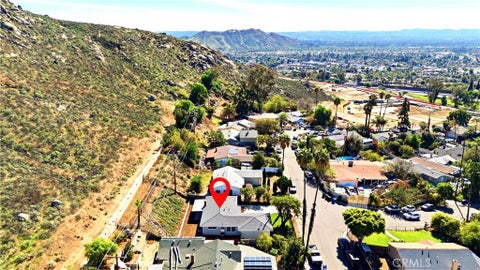 Tiny photo for 5901 Paramount DR, Riverside, CA 92509 (MLS # CV26231515)