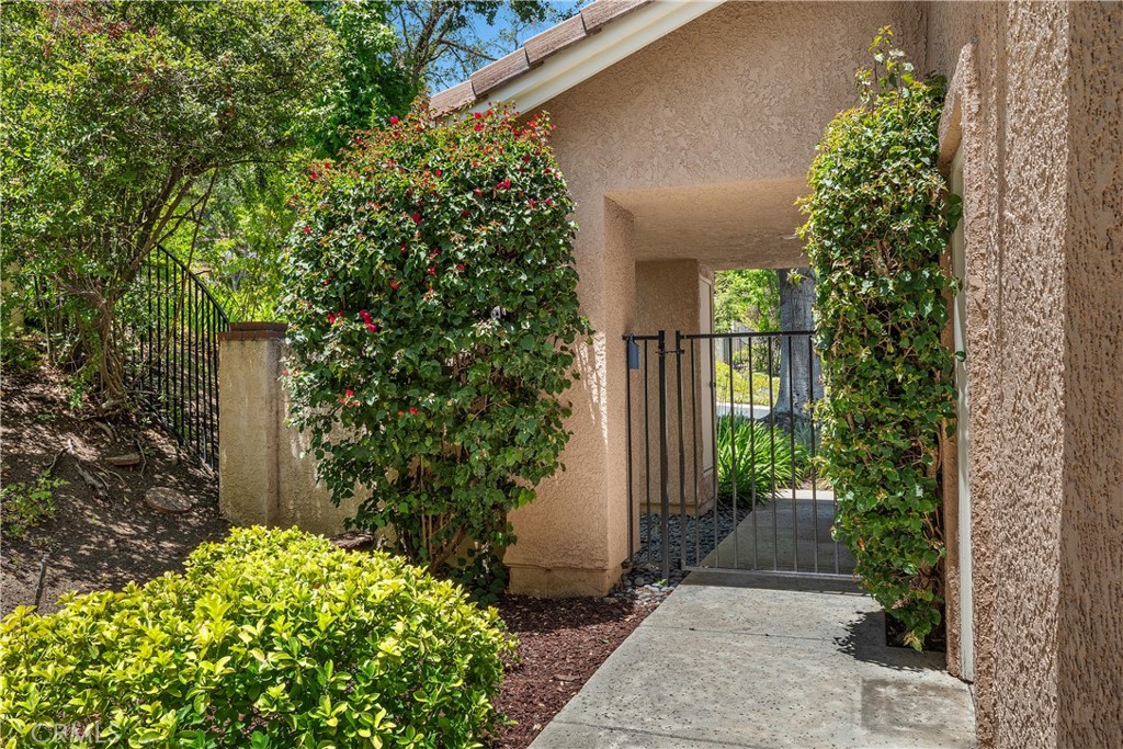 5614 Roundtree Place