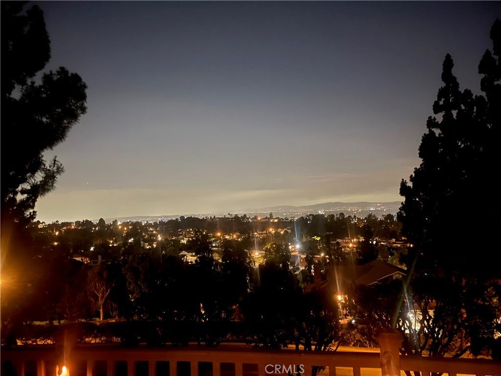 5780 E River Valley