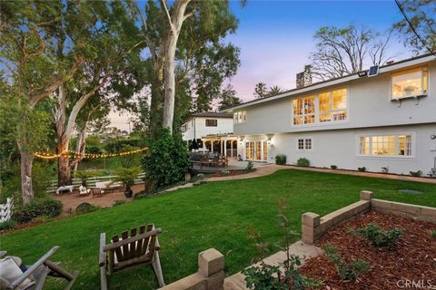 Photo of 4149 Via Solano, Palos Verdes Estates, CA 90274 (MLS # SB26029837)