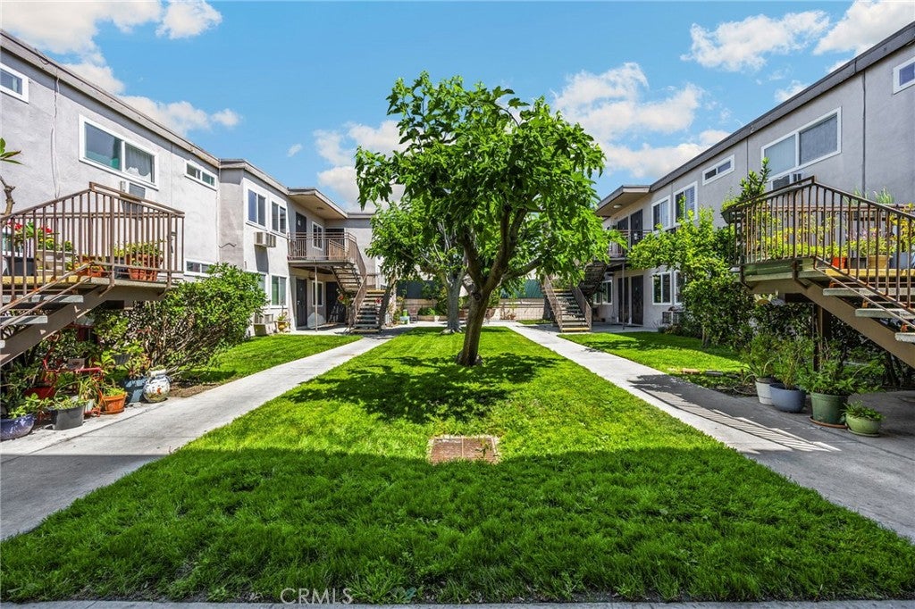 7135 Coldwater Canyon