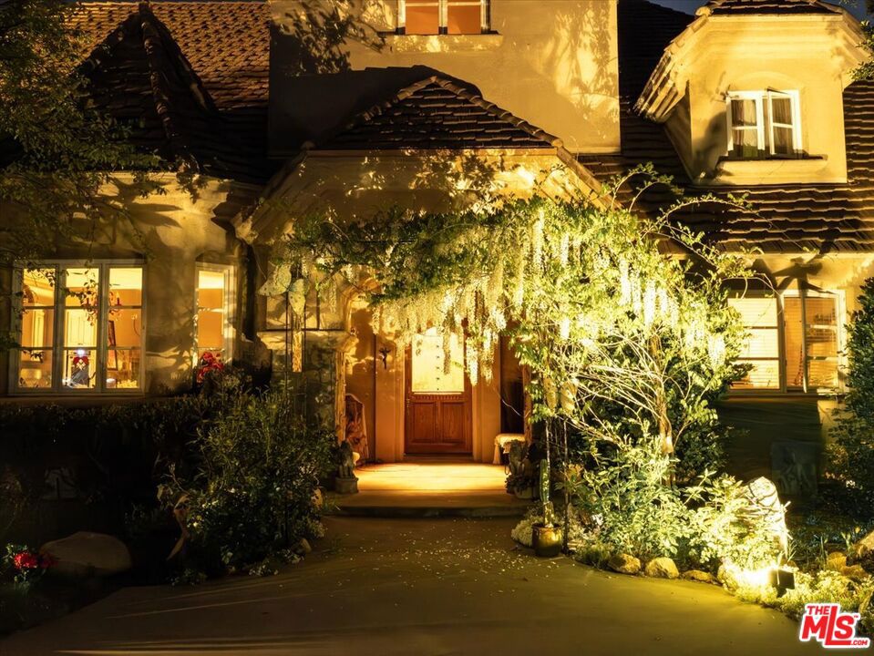 39455 Avenida La Cresta