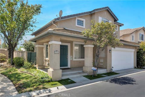 Photo of 292 Edgemire Lane, Simi Valley, CA 93065 (MLS # SR26091571)