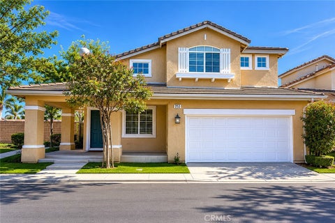 Photo of 292 Edgemire Lane, Simi Valley, CA 93065 (MLS # SR26091571)