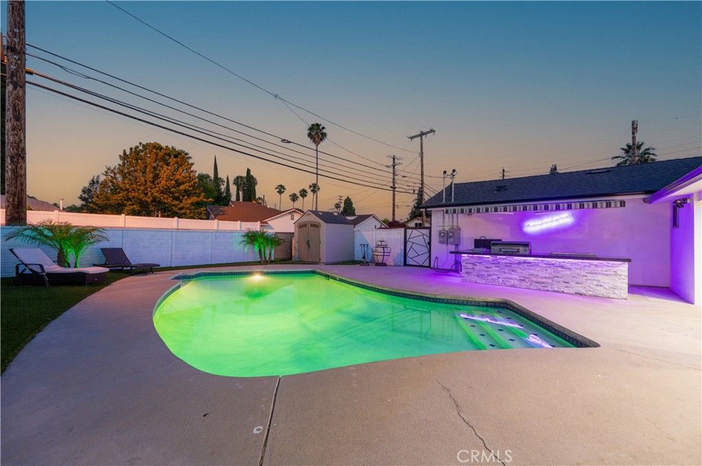 Photo of 11118 11120 Haskell Avenue, Granada Hills, CA 91344 (MLS # GD25235953)
