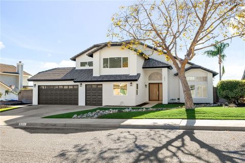 Photo of 3017 W Meyers Rd, San Bernardino, CA 92407 (MLS # CV25270574)