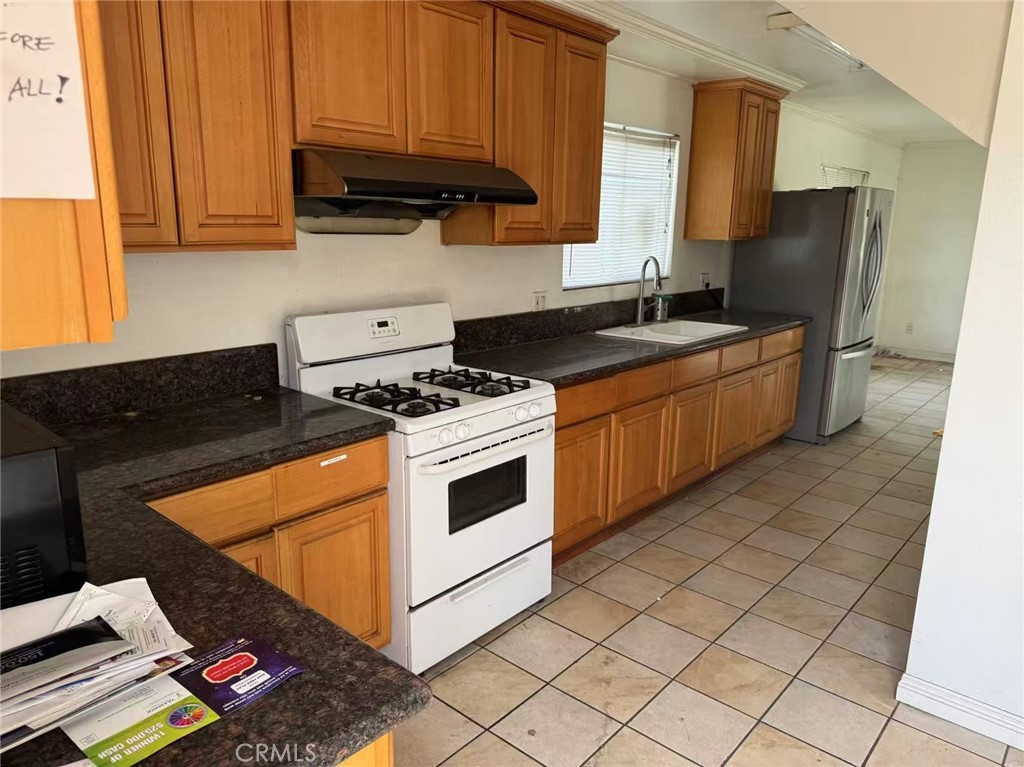 11849 Lower Azusa Road
