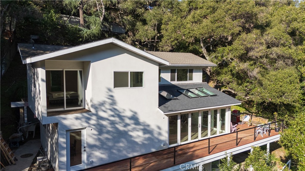 330 S Topanga Canyon Blvd.