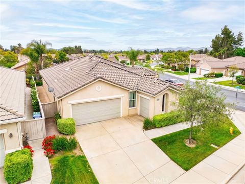 28713 Raintree Menifee CA 92584