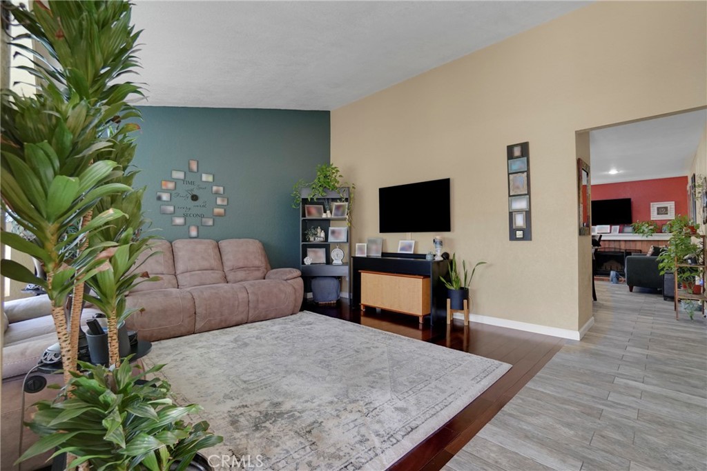 9881 Dauntless Street