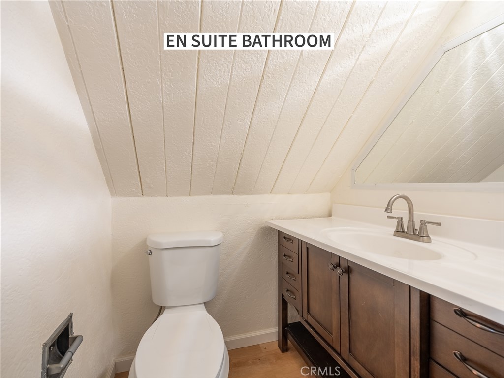 200 E Country Club