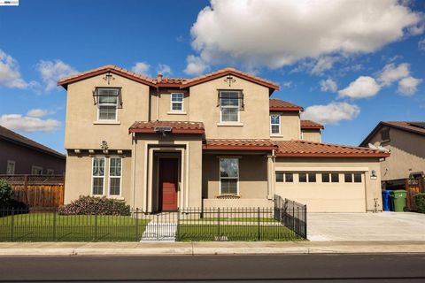 Photo of 967 Dainty Ave Ave, Brentwood, CA 94513 (MLS # 41124037)