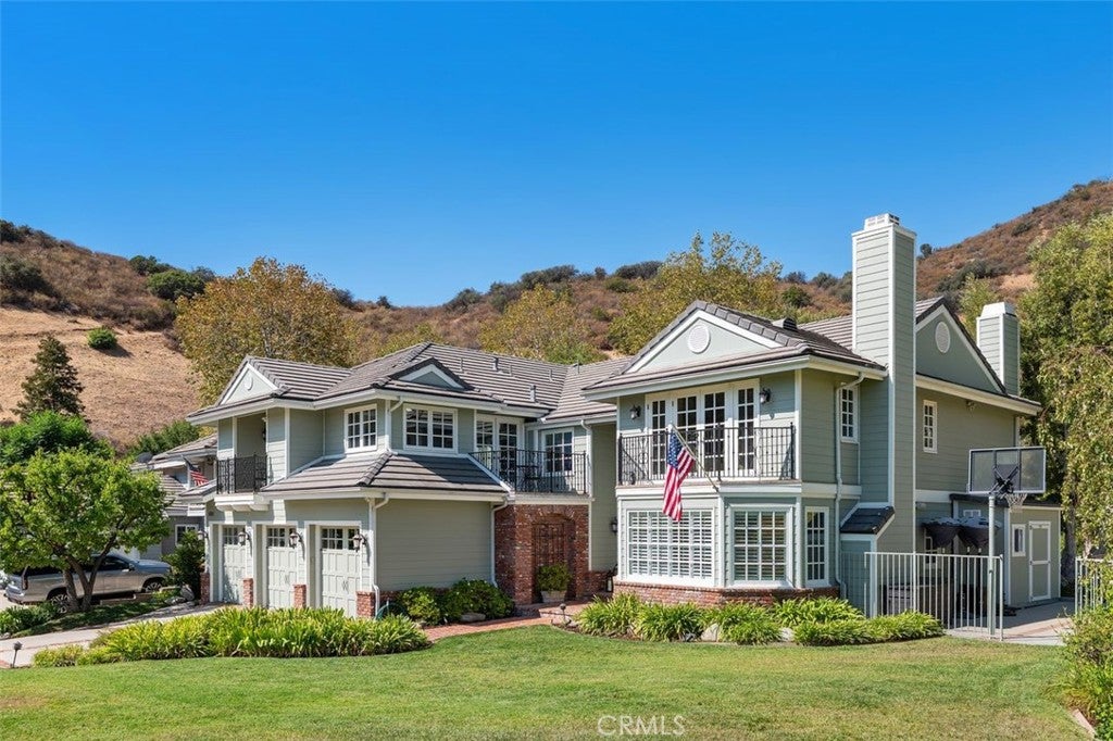8201 Quiet Hills Court