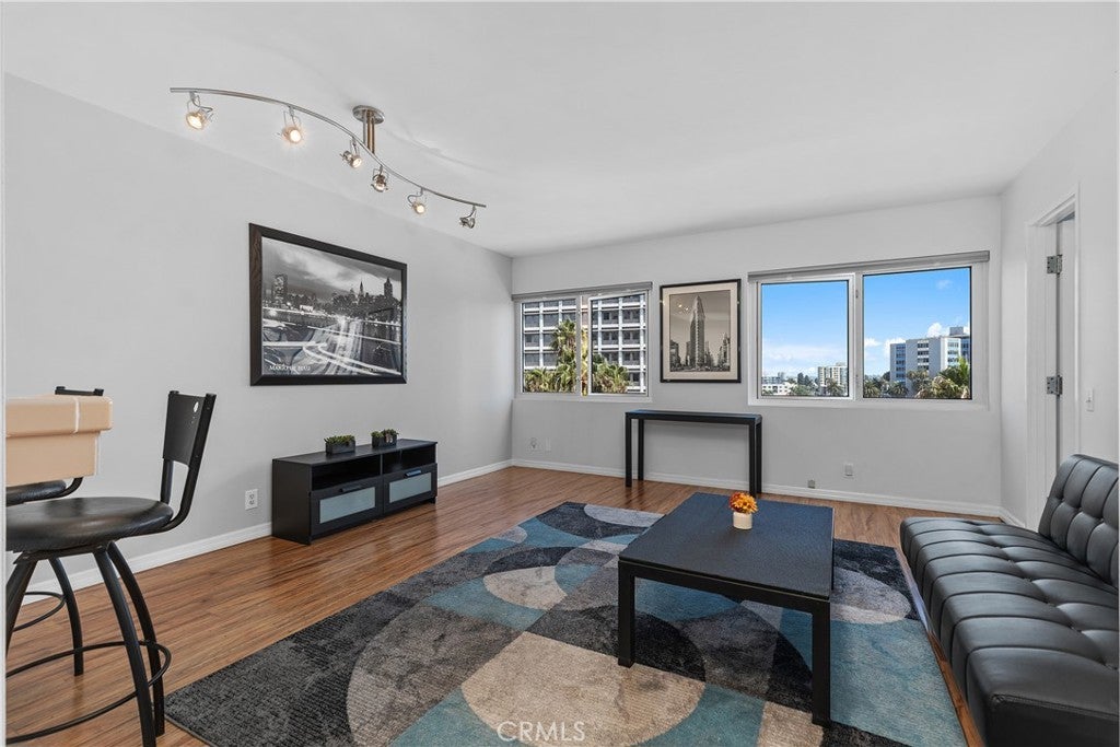 525 E Seaside 710