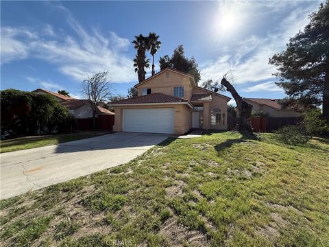 Photo of 25155 Avocet Cir, Hemet, CA 92544 (MLS # CV26054044)