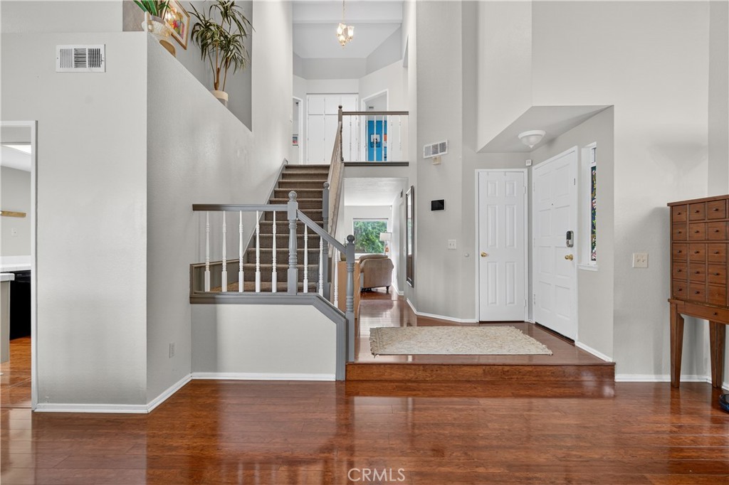 312 Barrington Circle