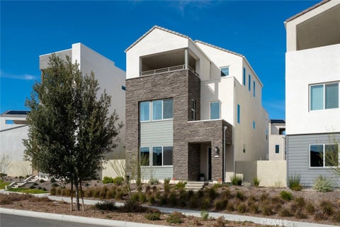Photo of 26720 Afton Lane, Valencia, CA 91381 (MLS # SR26201623)