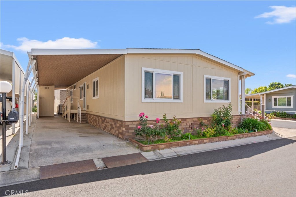 5200 Irvine Blvd. Spc 194 Blvd, Irvine CA 92620