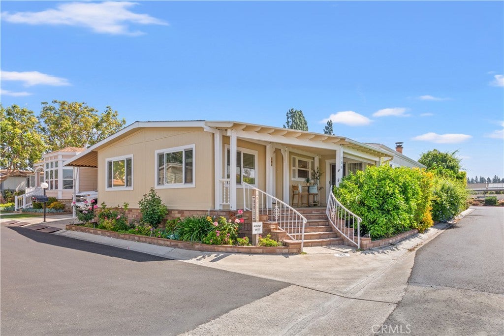 5200 Irvine Blvd. Spc 194 Blvd