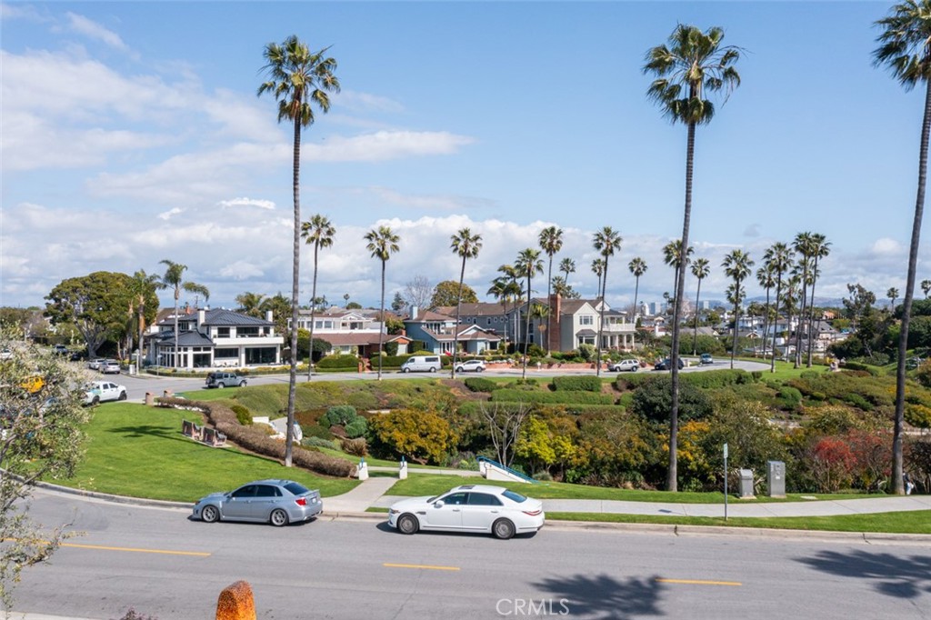 2918 Cliff Drive