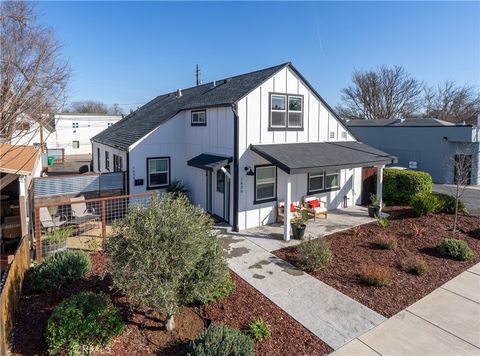 Photo of 1636 Spring Street, Paso Robles, CA 93446 (MLS # NS26057585)