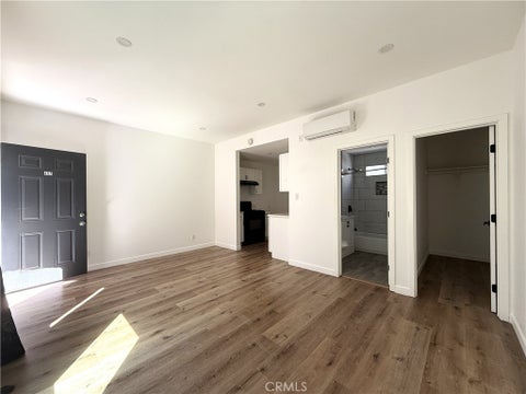 Photo of 455 W Cowles St ST #457, Long Beach, CA 90813 (MLS # DW26225873)