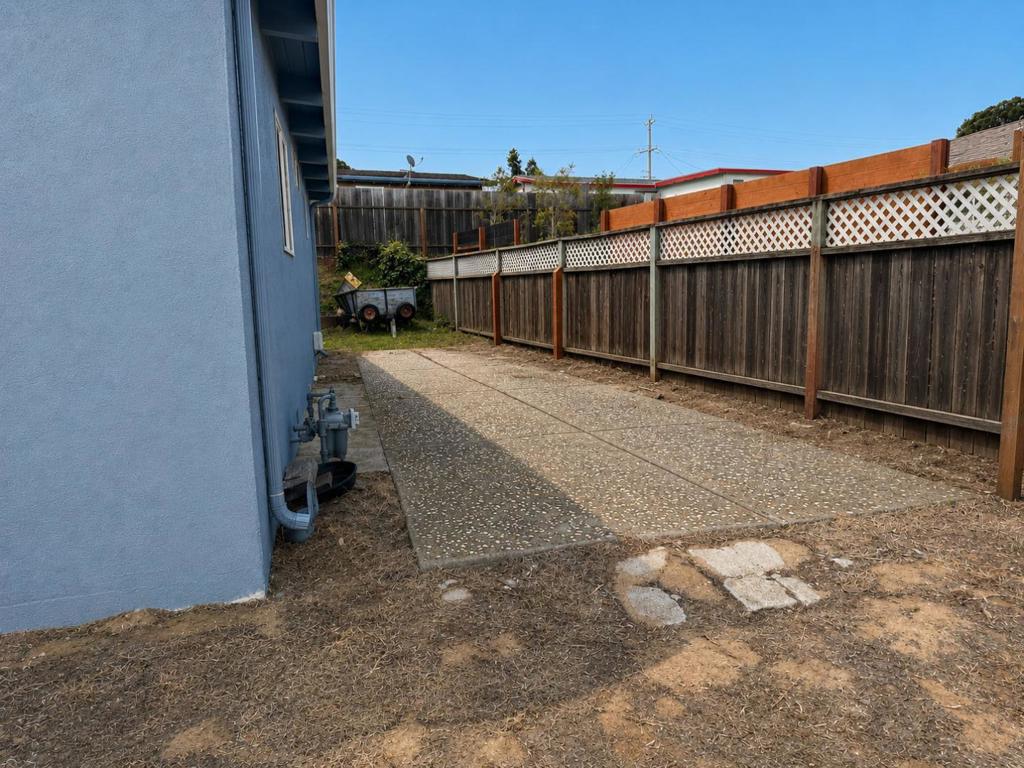 2050 Lassen Street