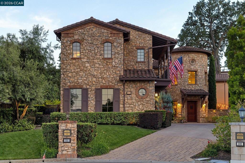 331 Corrie Place