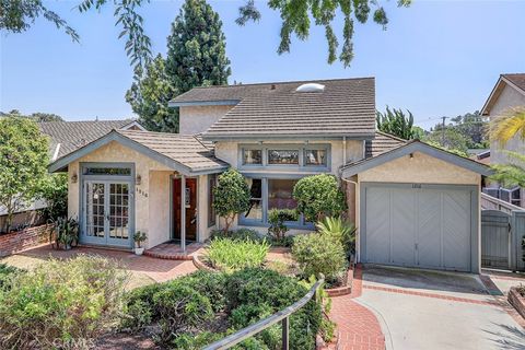 Photo of 1216 3rd St, Manhattan Beach, CA 90266 (MLS # SB26090998)