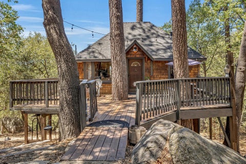 Photo of 24701 Schaffer Drive, Idyllwild, CA 92549 (MLS # 219150869DA)