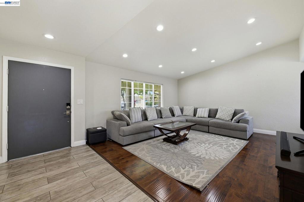 30979 Granger Ave