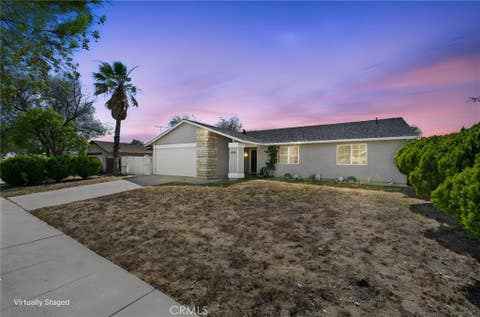 Photo of 618 N Spruce AVE, Rialto, CA 92376 (MLS # IV26118055)