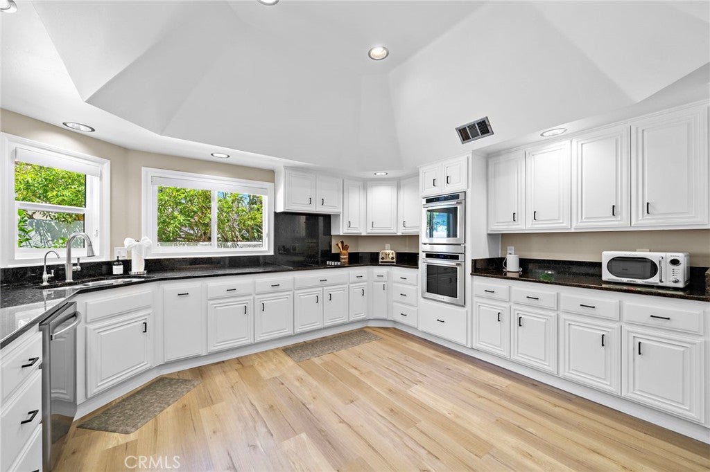 306 Via Colibri, San Clemente CA 92672 - Photo 19