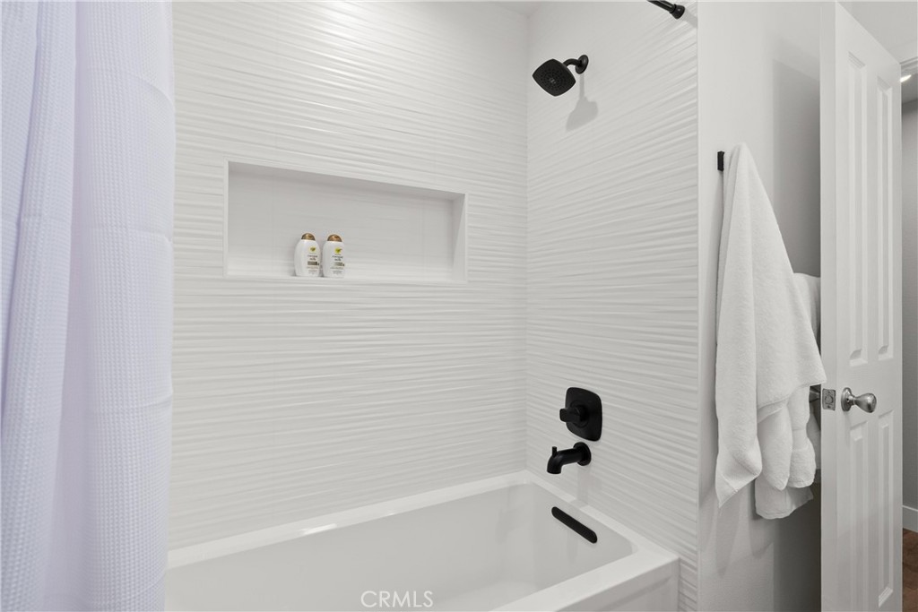 Landmark (LAND) - Residential